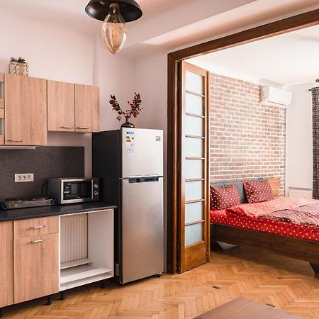Heart Of Downtown 3 Rooms Apartment Self Check In Bucharest Luaran gambar