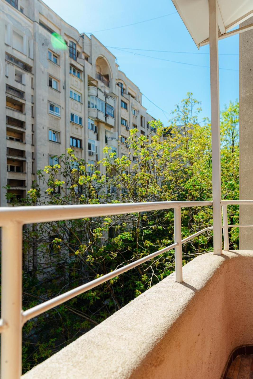Heart Of Downtown 3 Rooms Apartment Self Check In Bucharest Luaran gambar